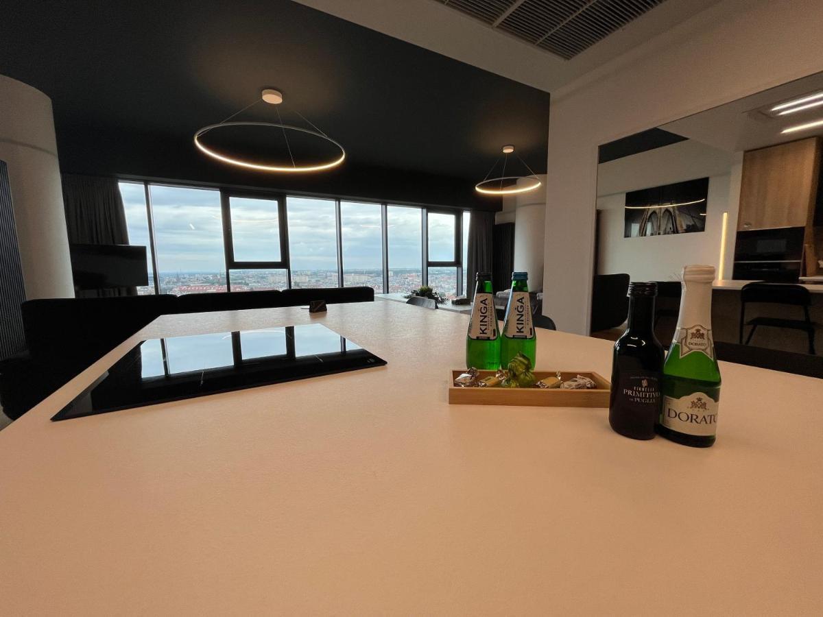 Hanza Tower - Luxurious Apartment 60M2 - 15Th Floor City View Stettin Exterior foto