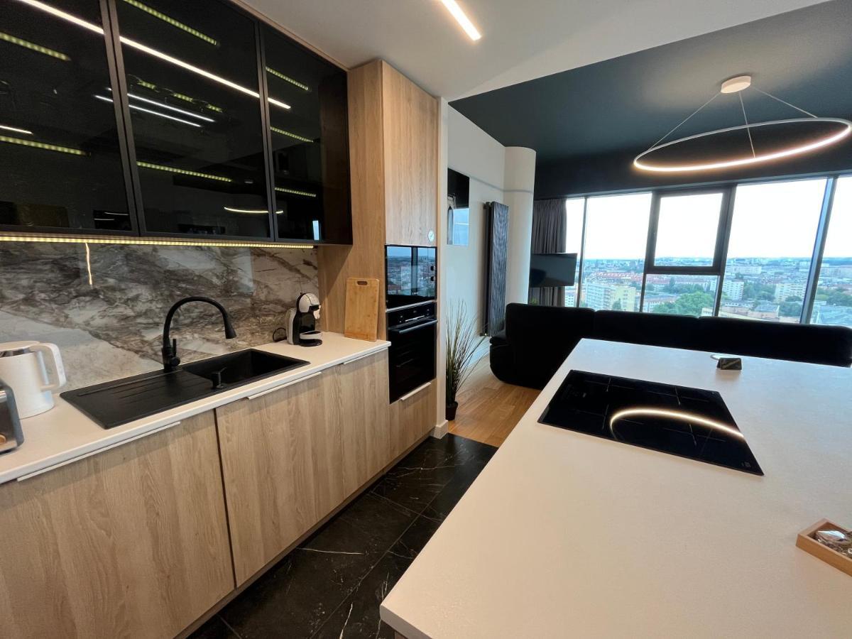 Hanza Tower - Luxurious Apartment 60M2 - 15Th Floor City View Stettin Exterior foto